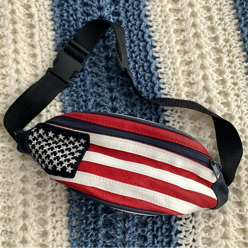 Vintage 90s American Flag Leather Fanny Pack